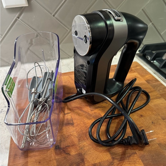 Hamilton Beach Professional Series Black and Silver Hand Mixer with Storage Case - Picture 9 of 15